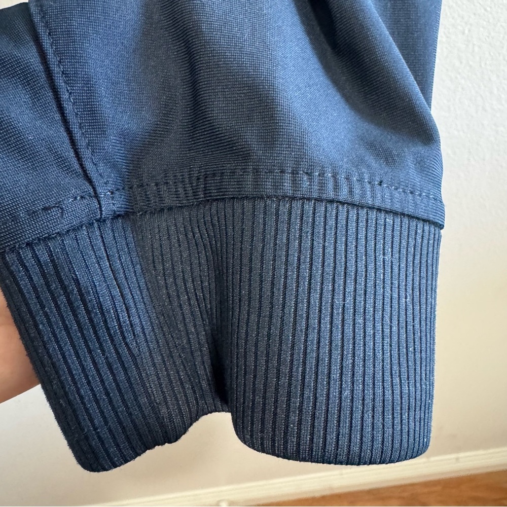 Vuori Navy Blue Meta Jogger Pants size Small - Picture 4 of 10